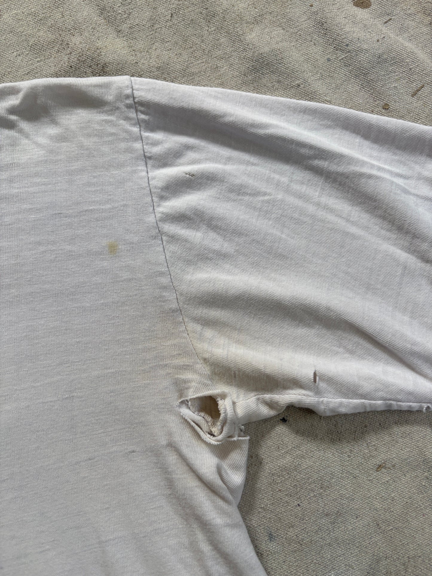 Vintage 80s Thrashed Paradise Club Runner Tee