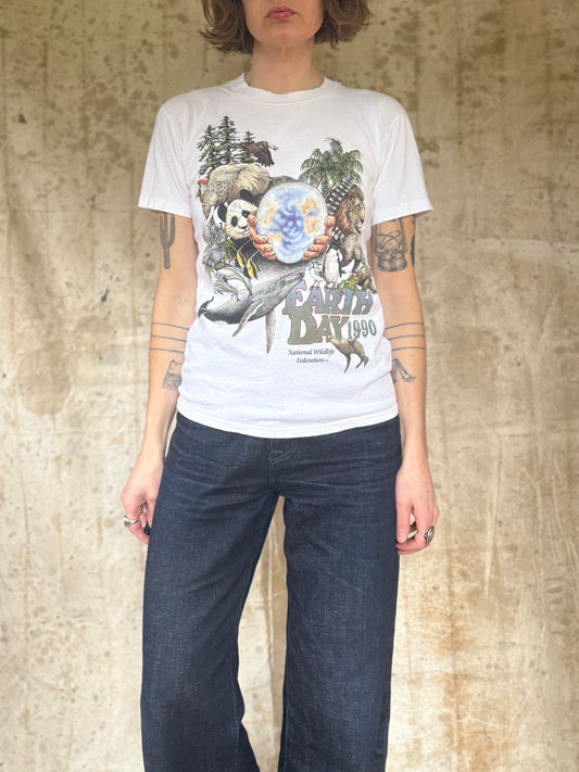 Vintage 90s National Wildlife Federation Earth Day Tee