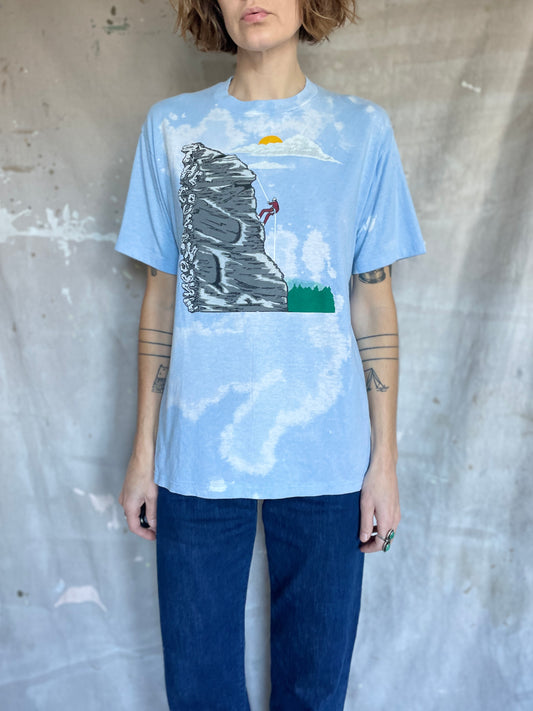 80s The Courthouse Rock Climbing Tee
