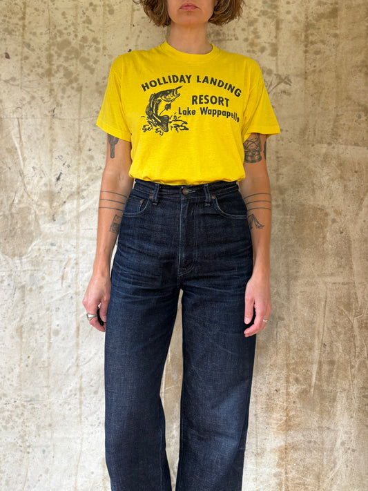 Vintage 80s Holliday Landing Resort Lake Wappapello Tee
