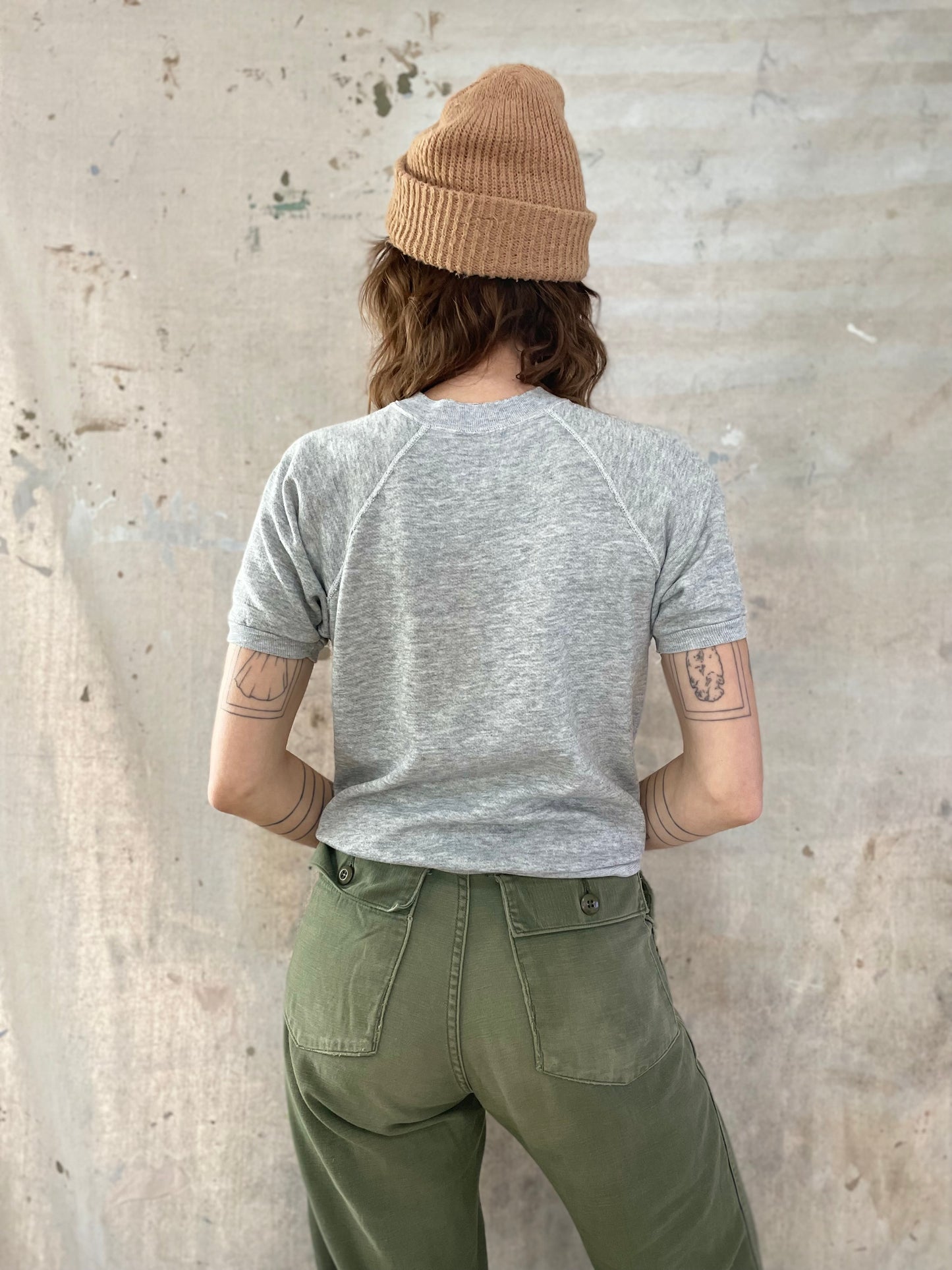 80s Heather Grey Short Sleeve Sweatshirt