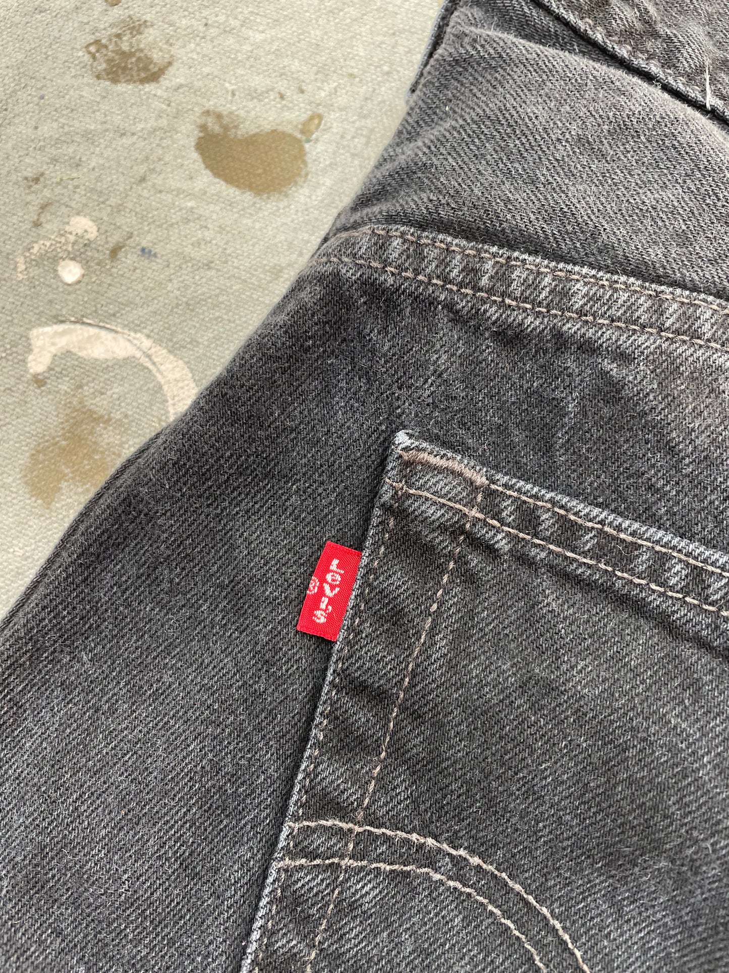 90s Black Levi’s 501