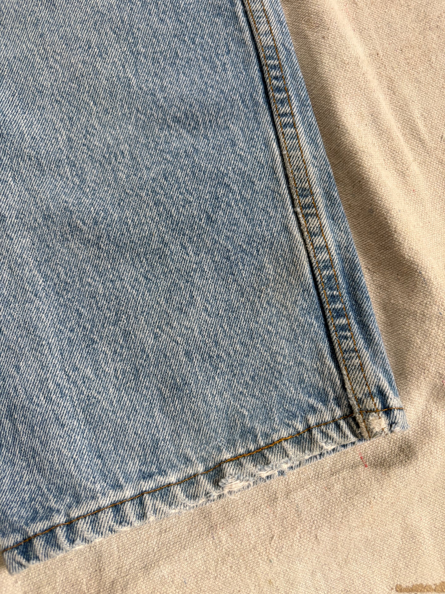 Vintage 90s Levi’s 501 Jeans
