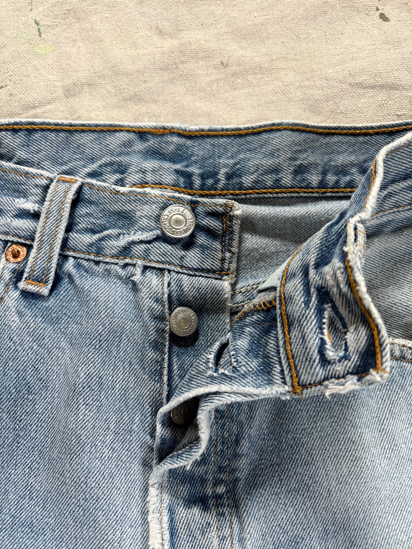 90s Levi’s 501 Jeans