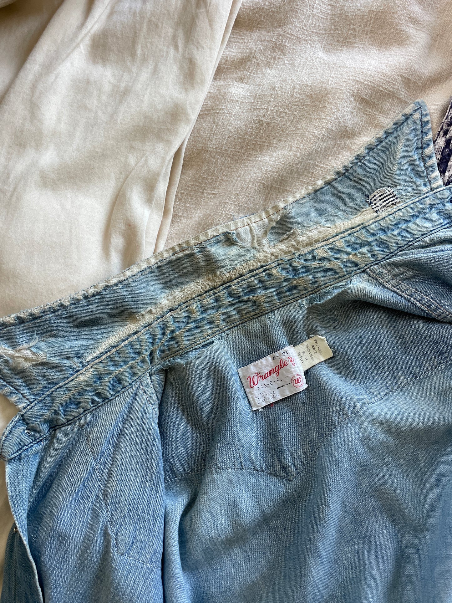 70s Wrangler Pearl Snap Chambray Shirt