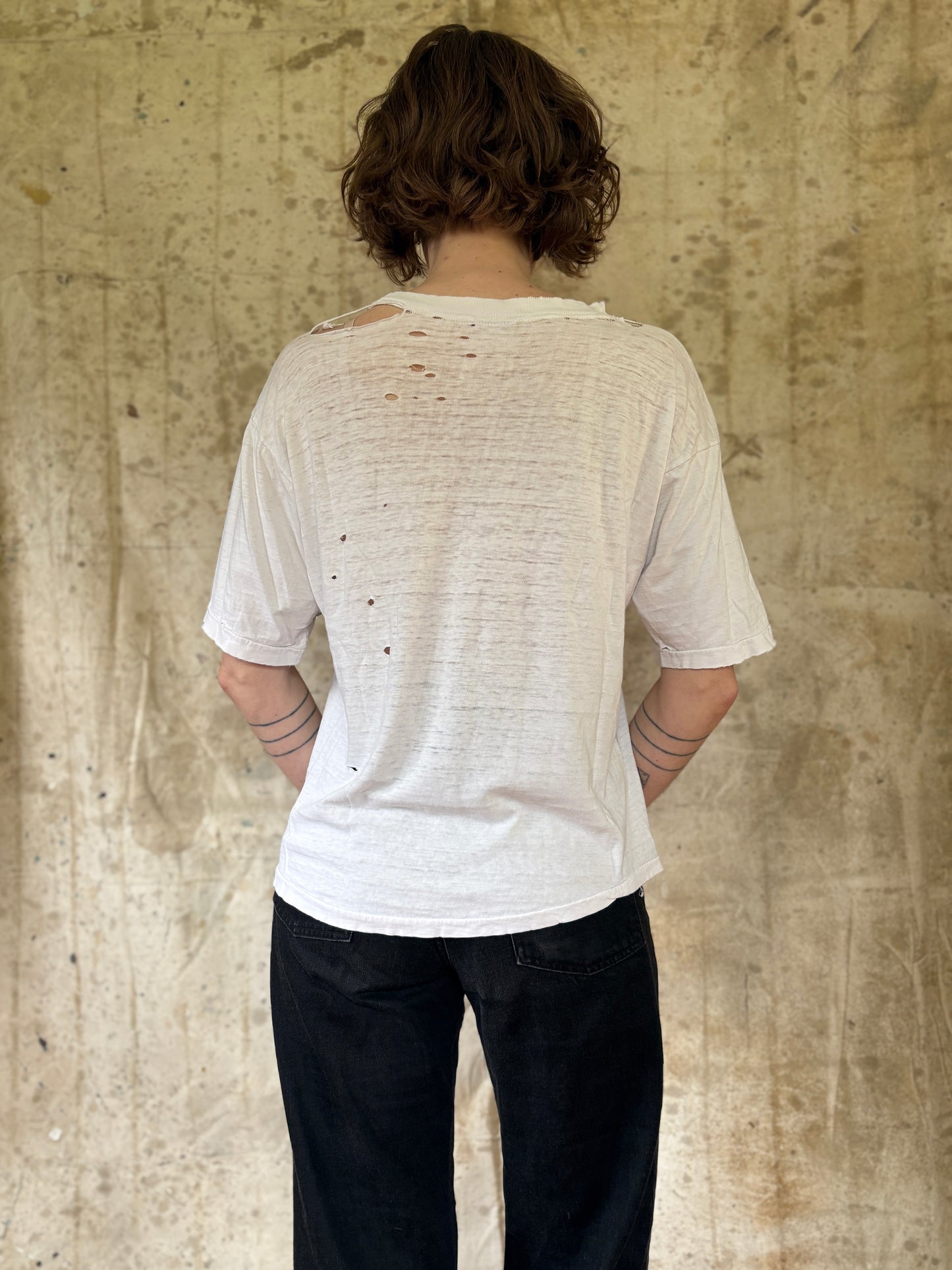 Vintage 80s Thrashed Paradise Club Runner Tee