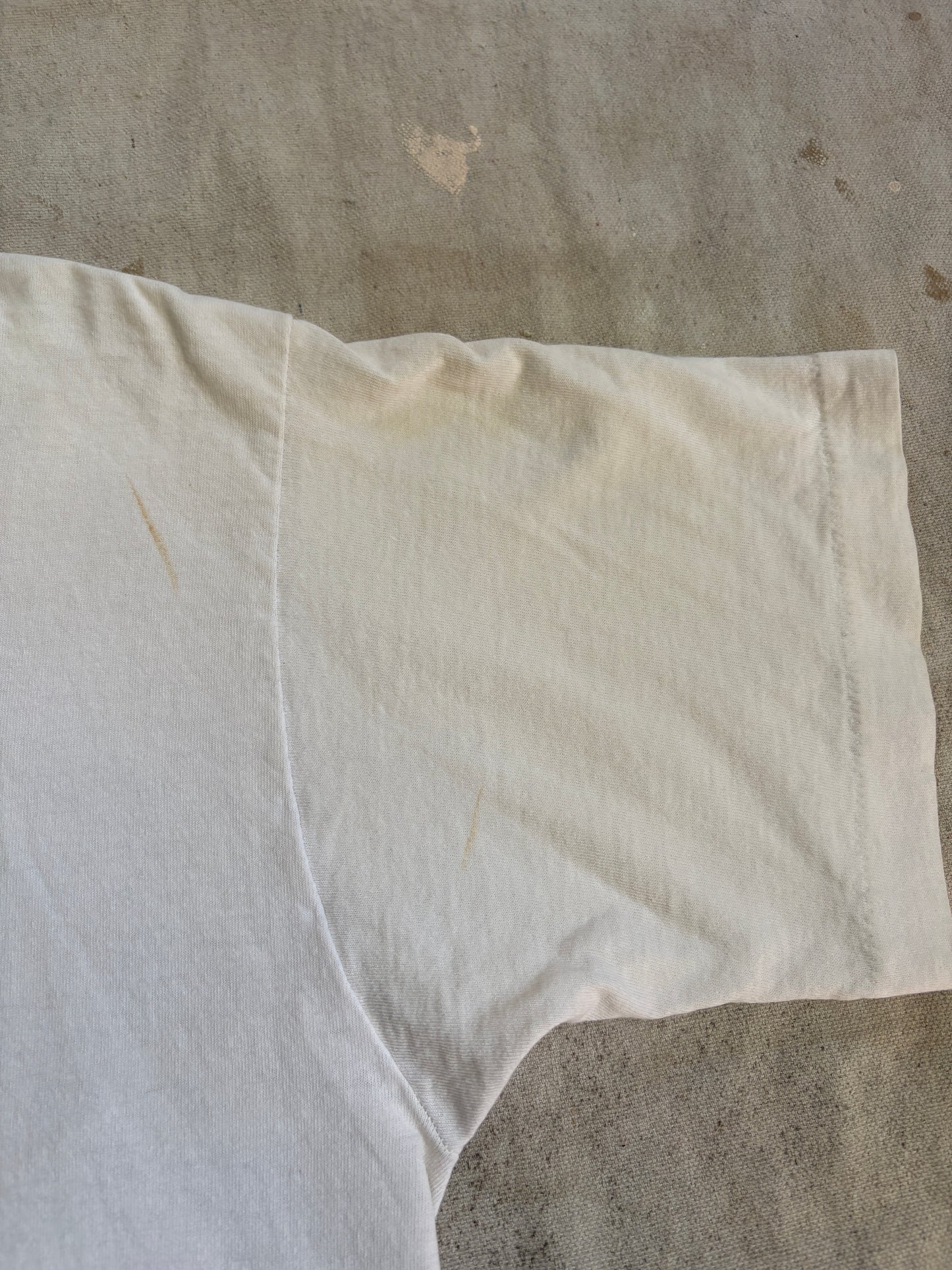 Vintage 90s Rhode Island Basketball Tee