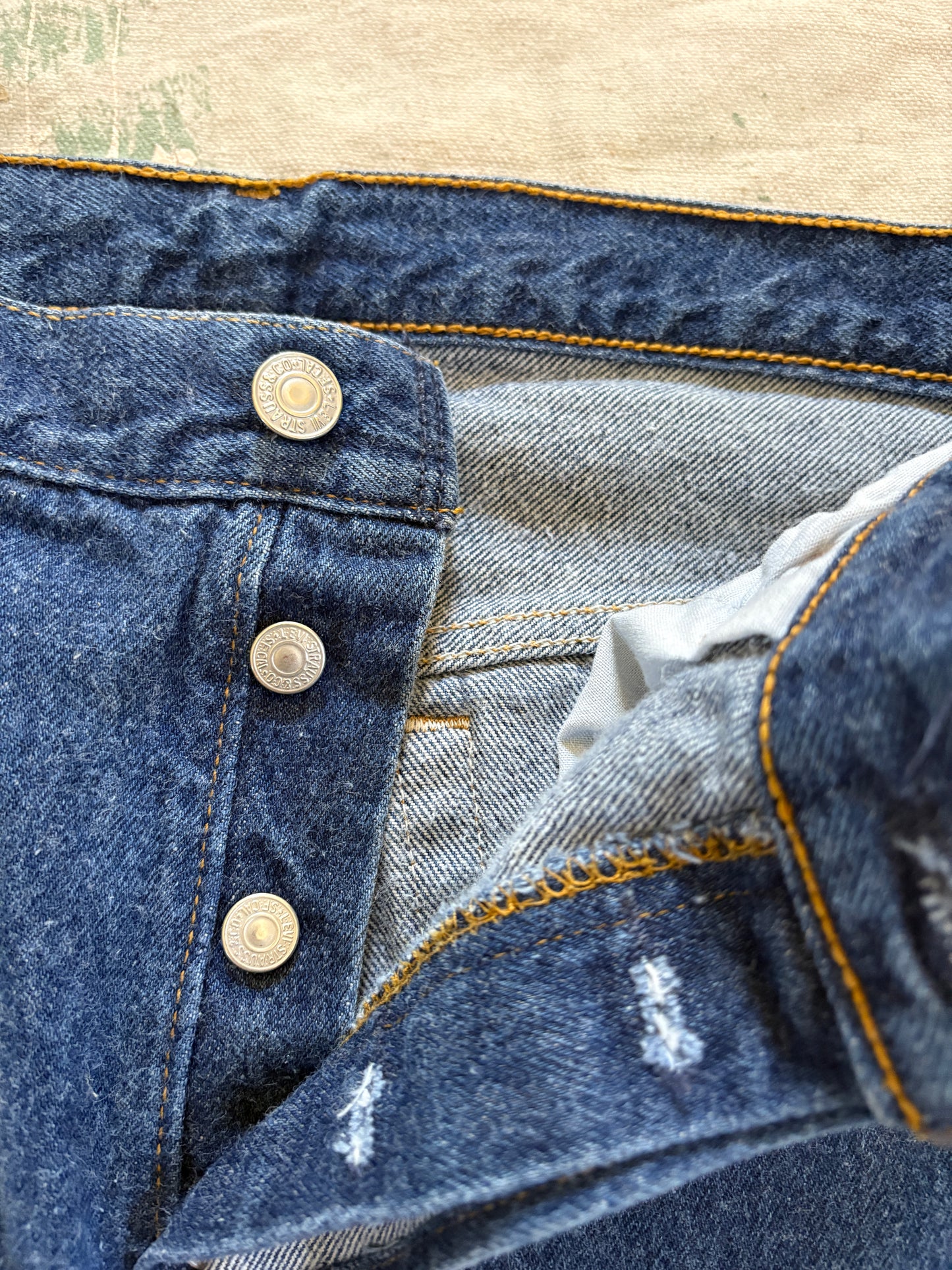 Vintage 90s Levi’s 501 Jeans