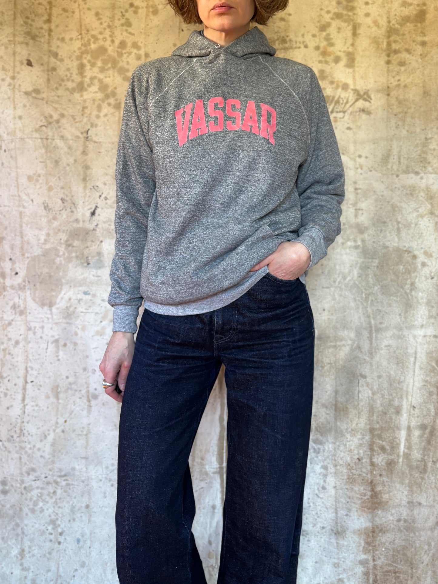 Vintage 70s/80s Vassar College Flocked Hoodie Sweatshirt