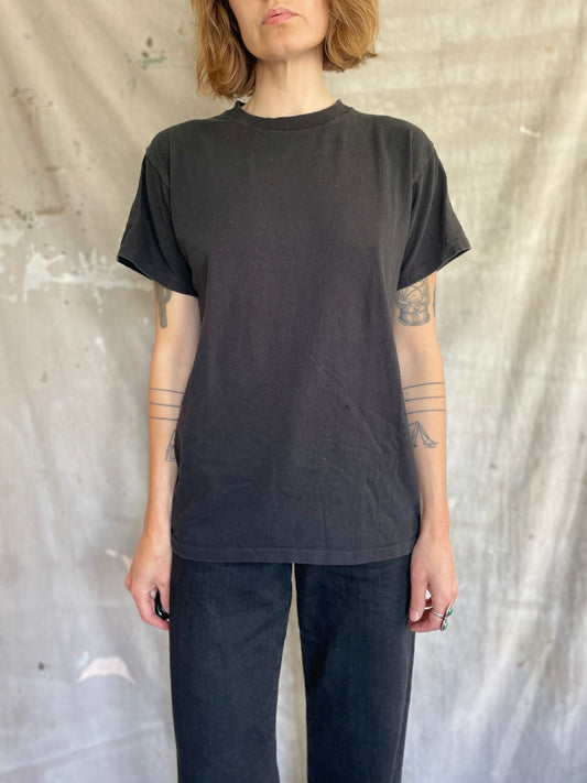 90s Blank Black Tee