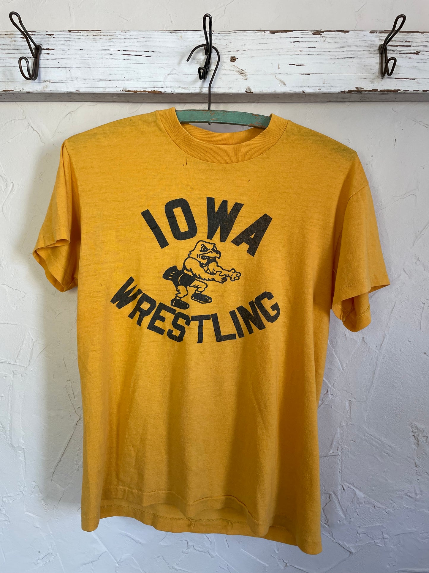 80s Iowa Wrestling Tee