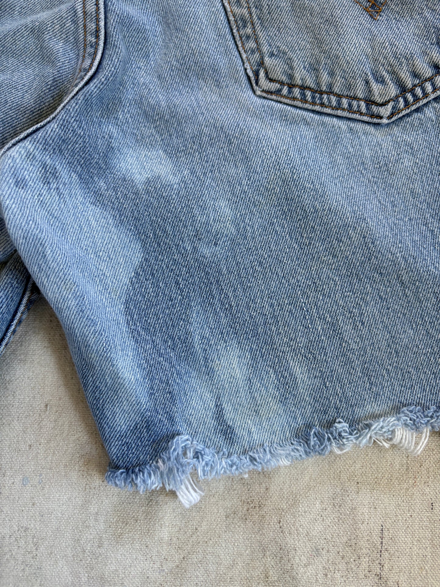 Vintage 90s Levi’s 560 Cut Off Jeans Shorts