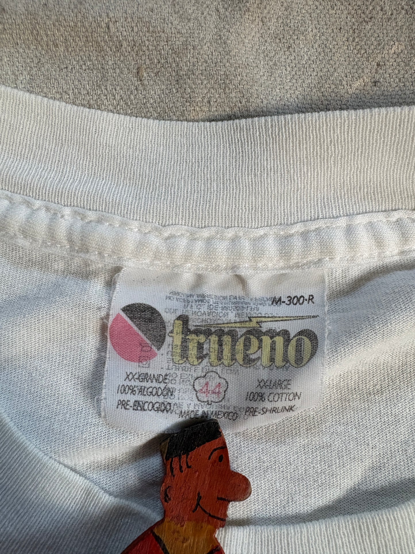 Vintage 90s Cancun Mexico Toucan Tee