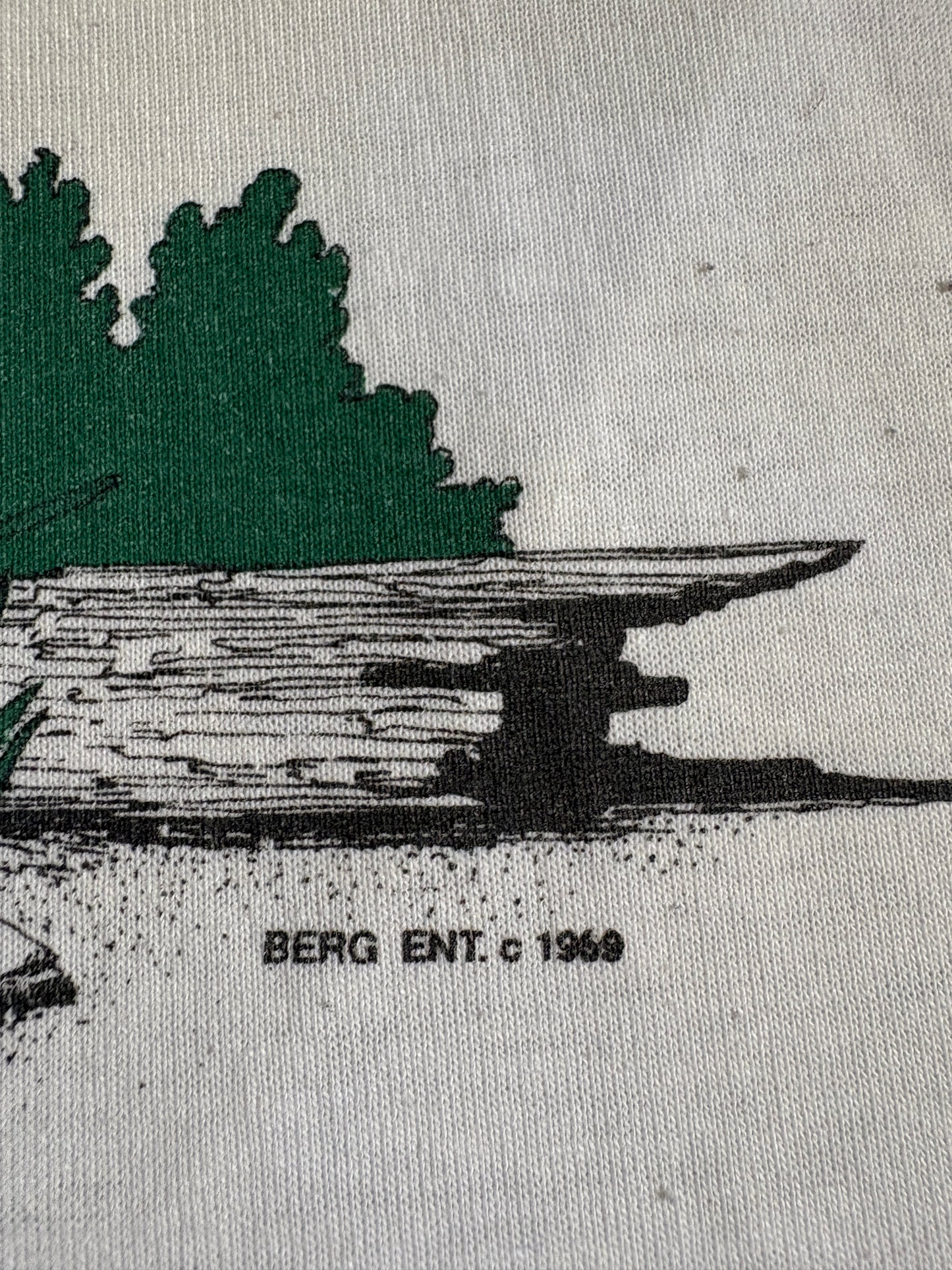 80s Maine Bear Nature Tee
