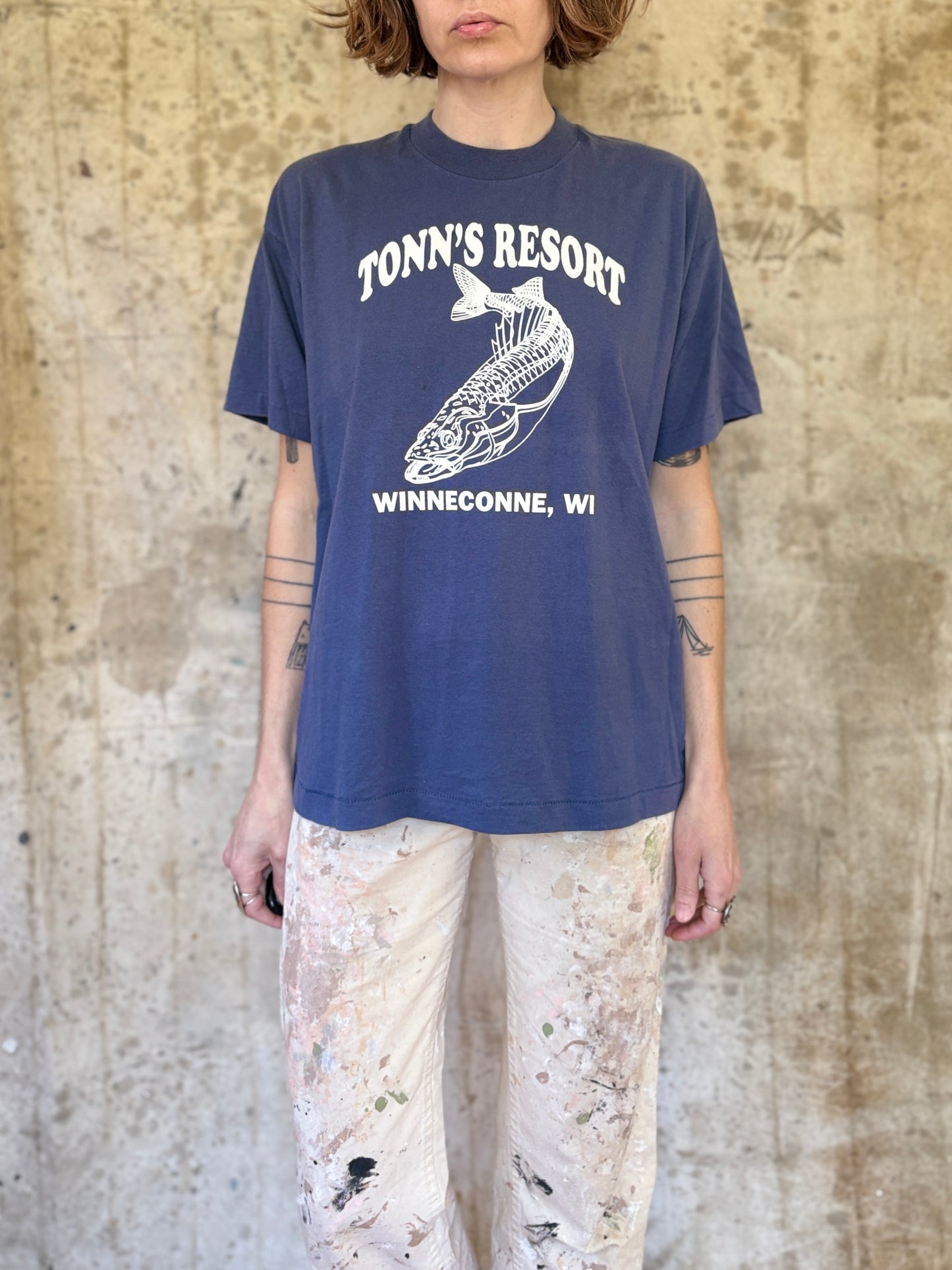80s Tonn’s Resort, Winneconne Wisconsin Fish Tee