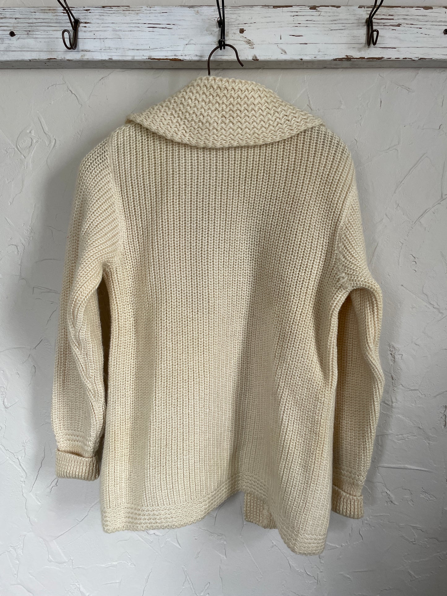 30s/40s Shawl Collar Curling Sweater
