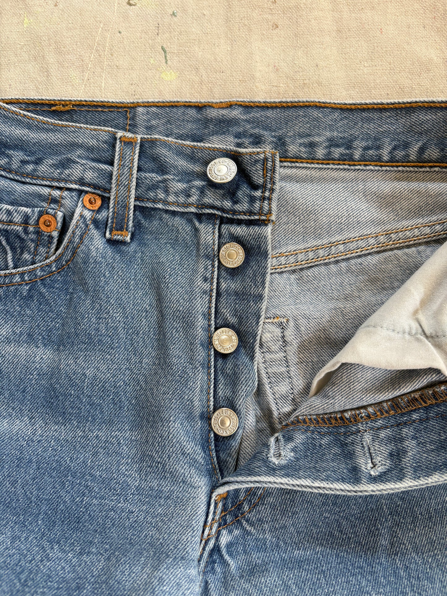 Vintage 90s Levi’s 501 Jeans