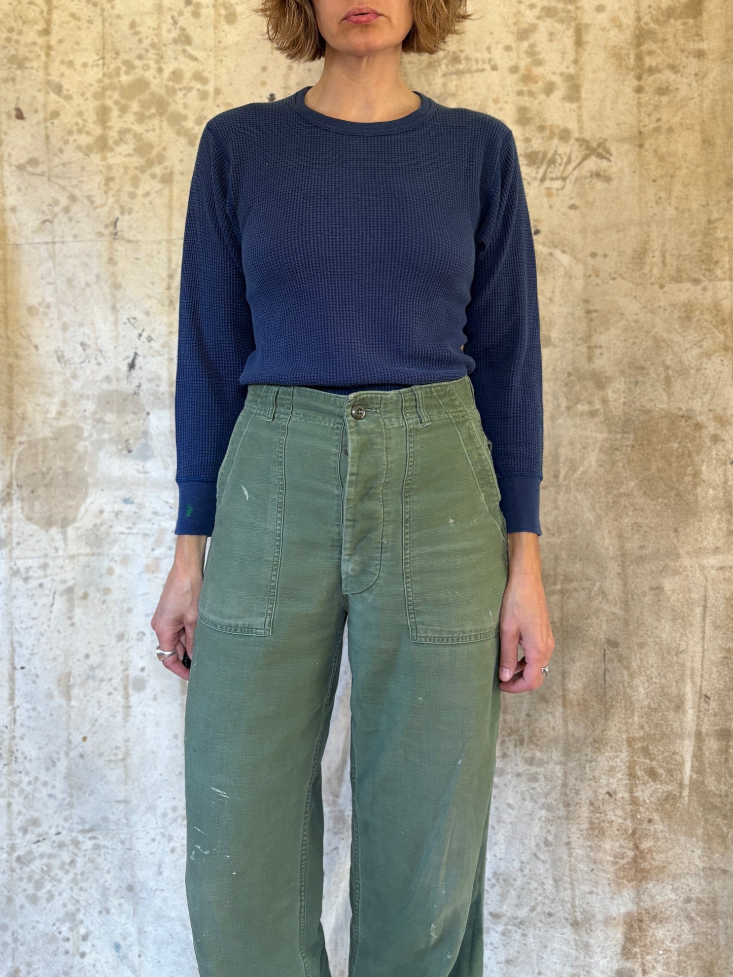 Vintage 80s/90s Blank Navy Blue Thermal Shirt