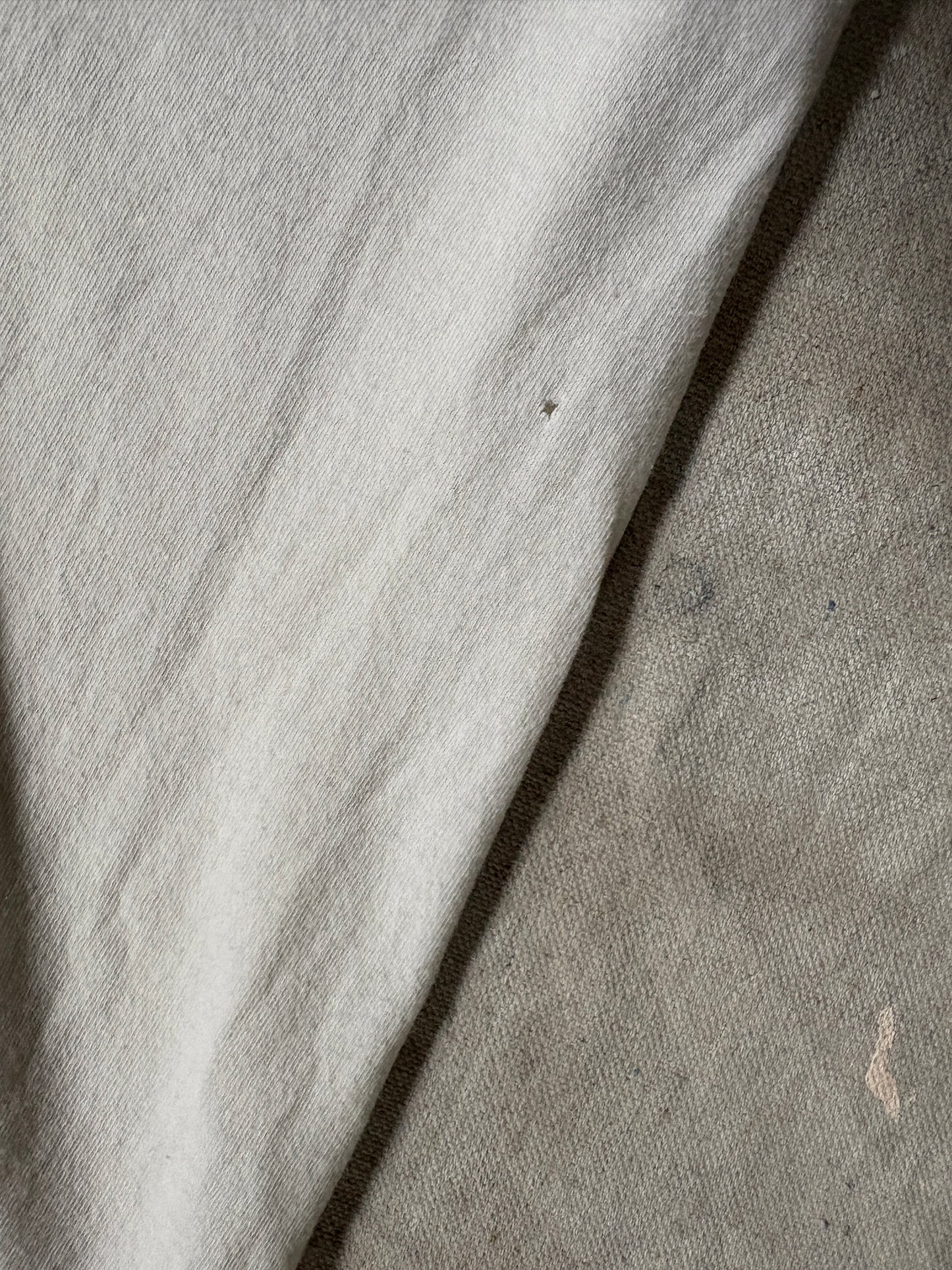 Vintage 90s Hanes Blank White V-neck Tee