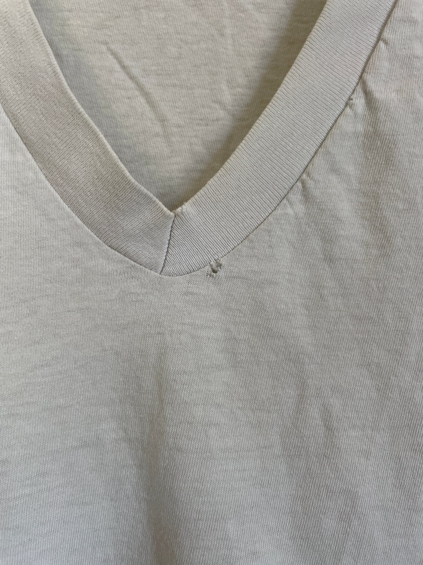 80s Blank White V-neck Tee