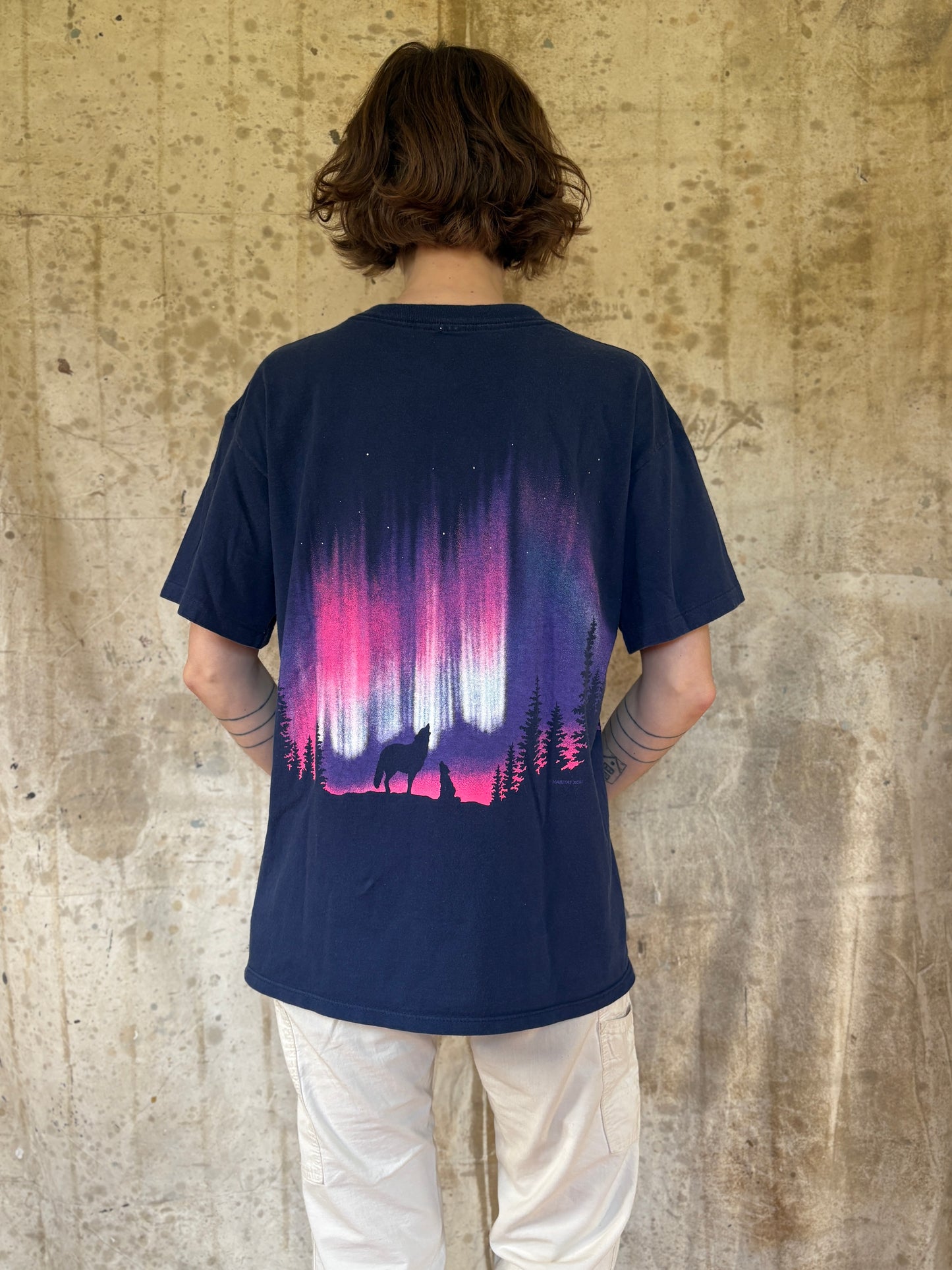 Vintage 90s Minnesota Howling Wolf Nature Tee