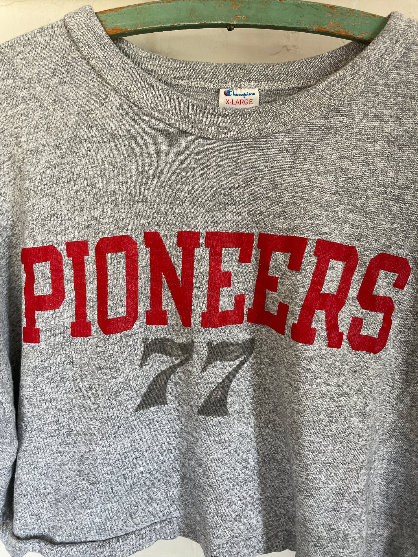 80s Pioneers ‘77 Cropped Tee