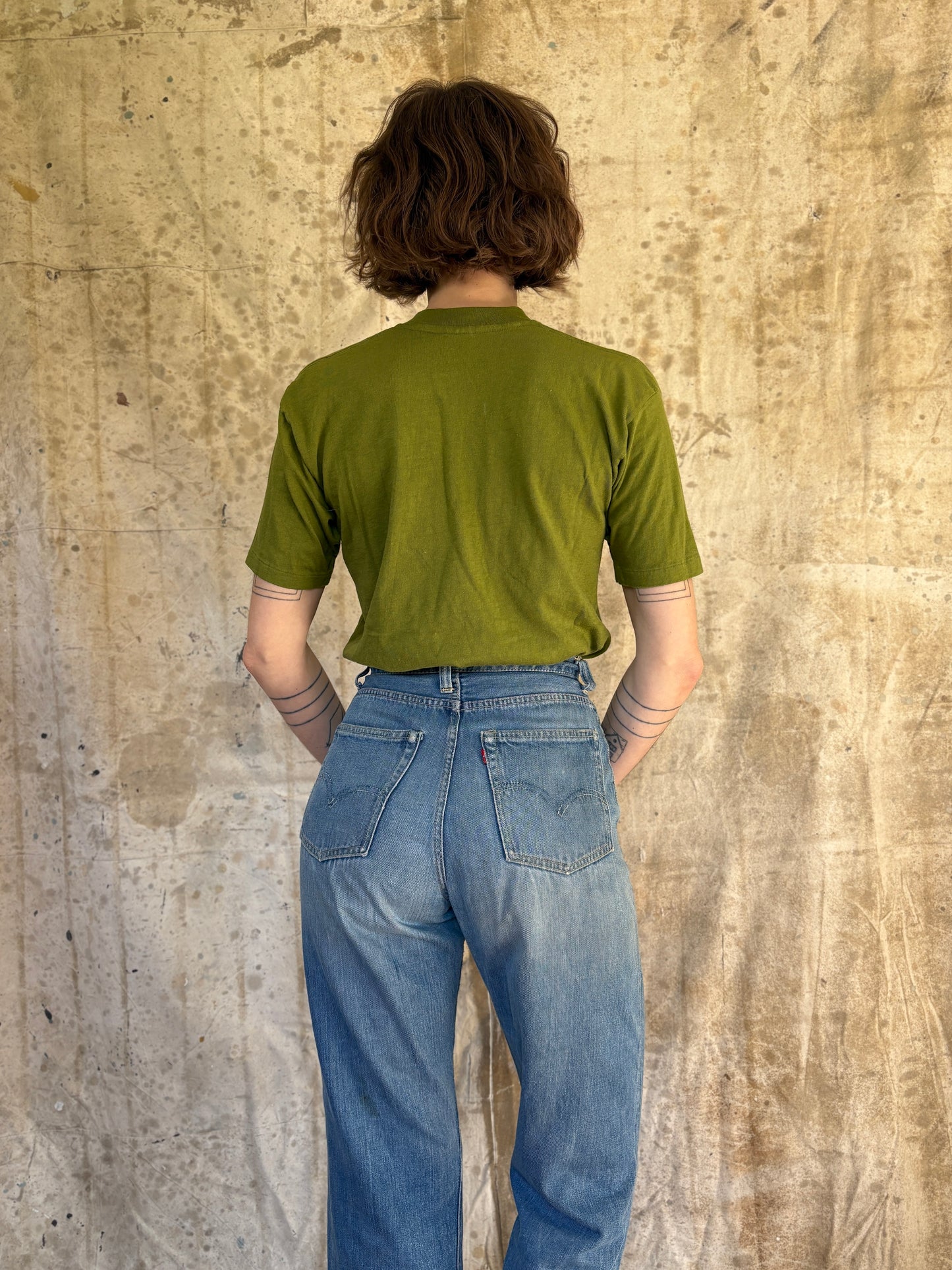Vintage 80s Blank Avocado Green Jockey Tee