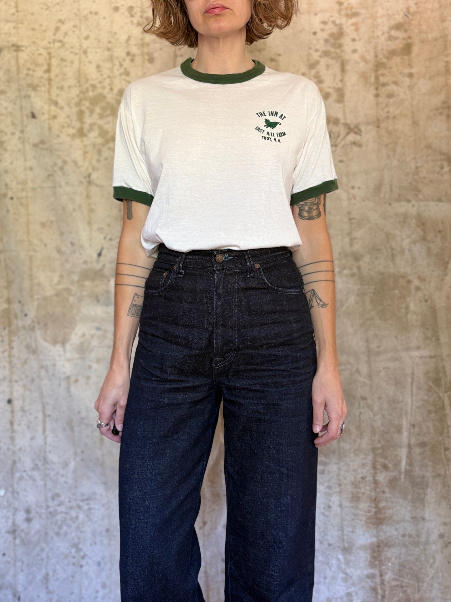 80s The Inn At East Hill Farm Troy NH Ringer Tee