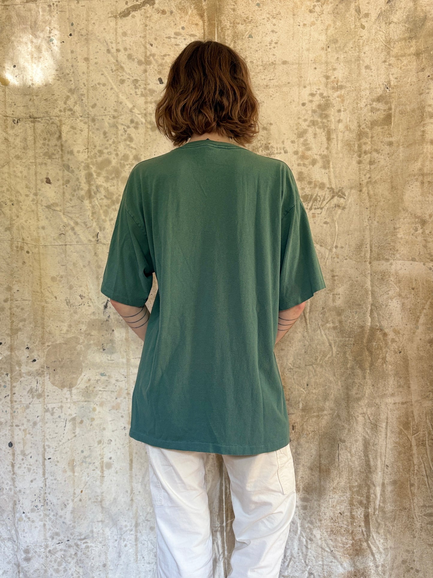 90s Albuquerque New Mexico Wolf Tee