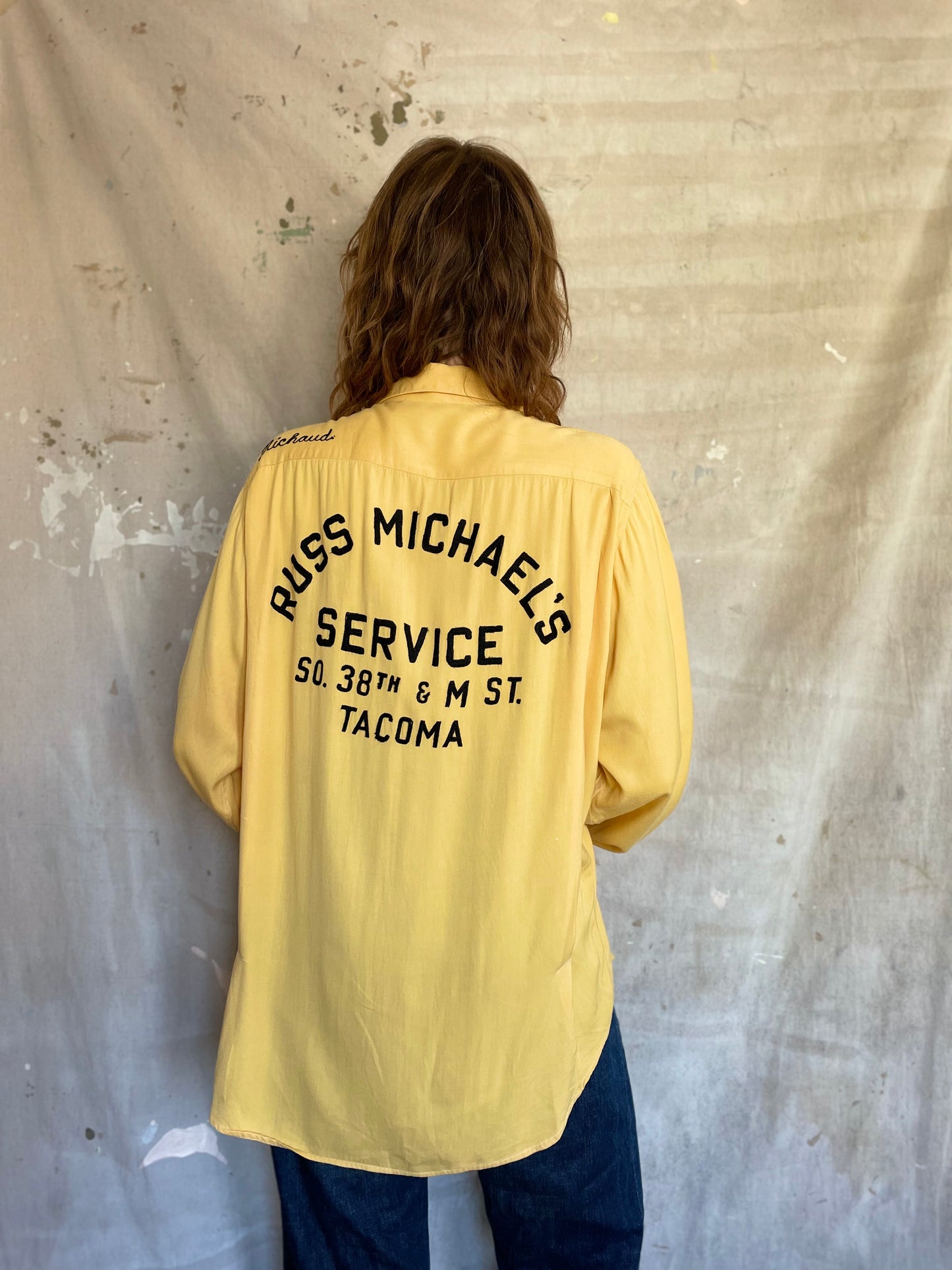 Russ Michael’s Service So. 38th & M St. Tacoma, WA Bowling Shirt