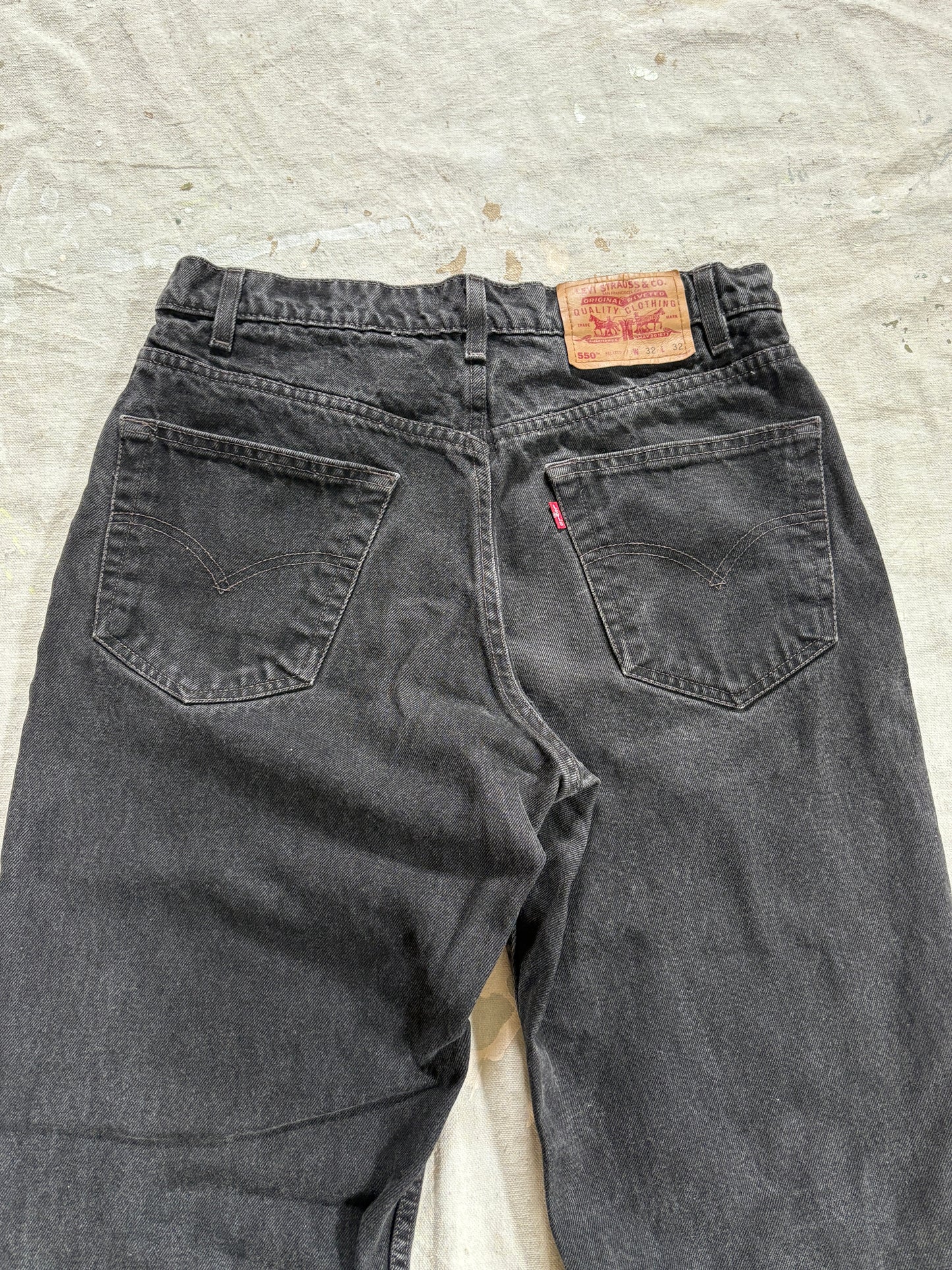 Vintage Black Levi’s 550 Jeans