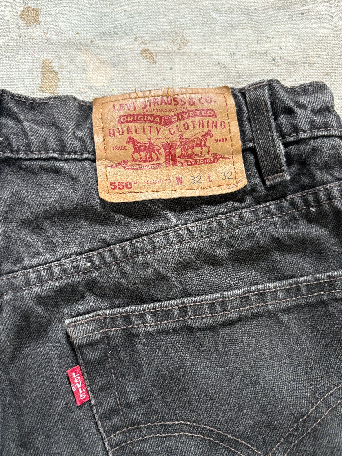 Vintage Black Levi’s 550 Jeans