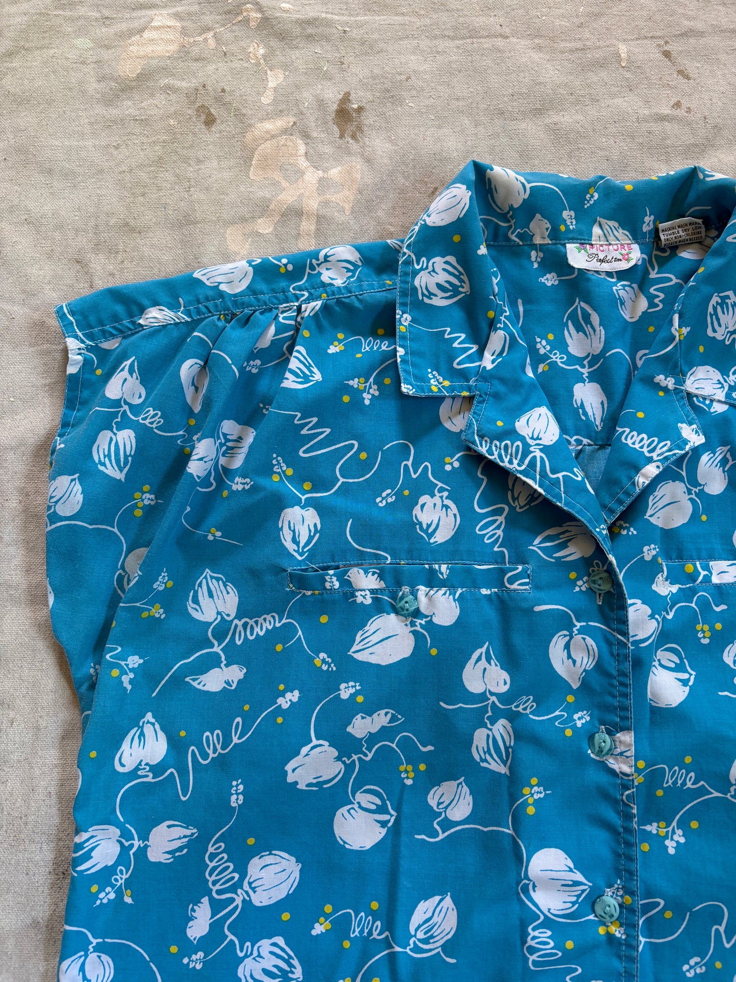Vintage 90s Floral Hearts Blouse