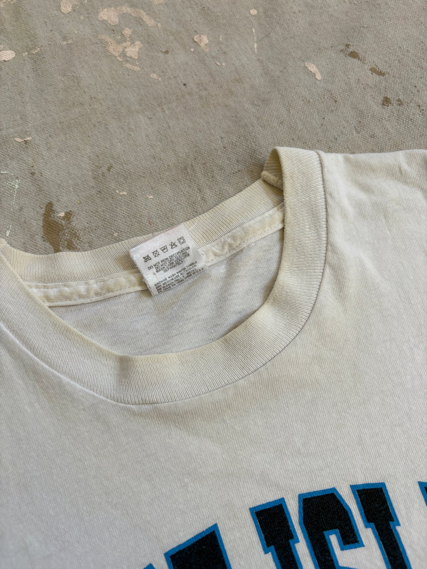 Vintage 90s Rhode Island Basketball Tee
