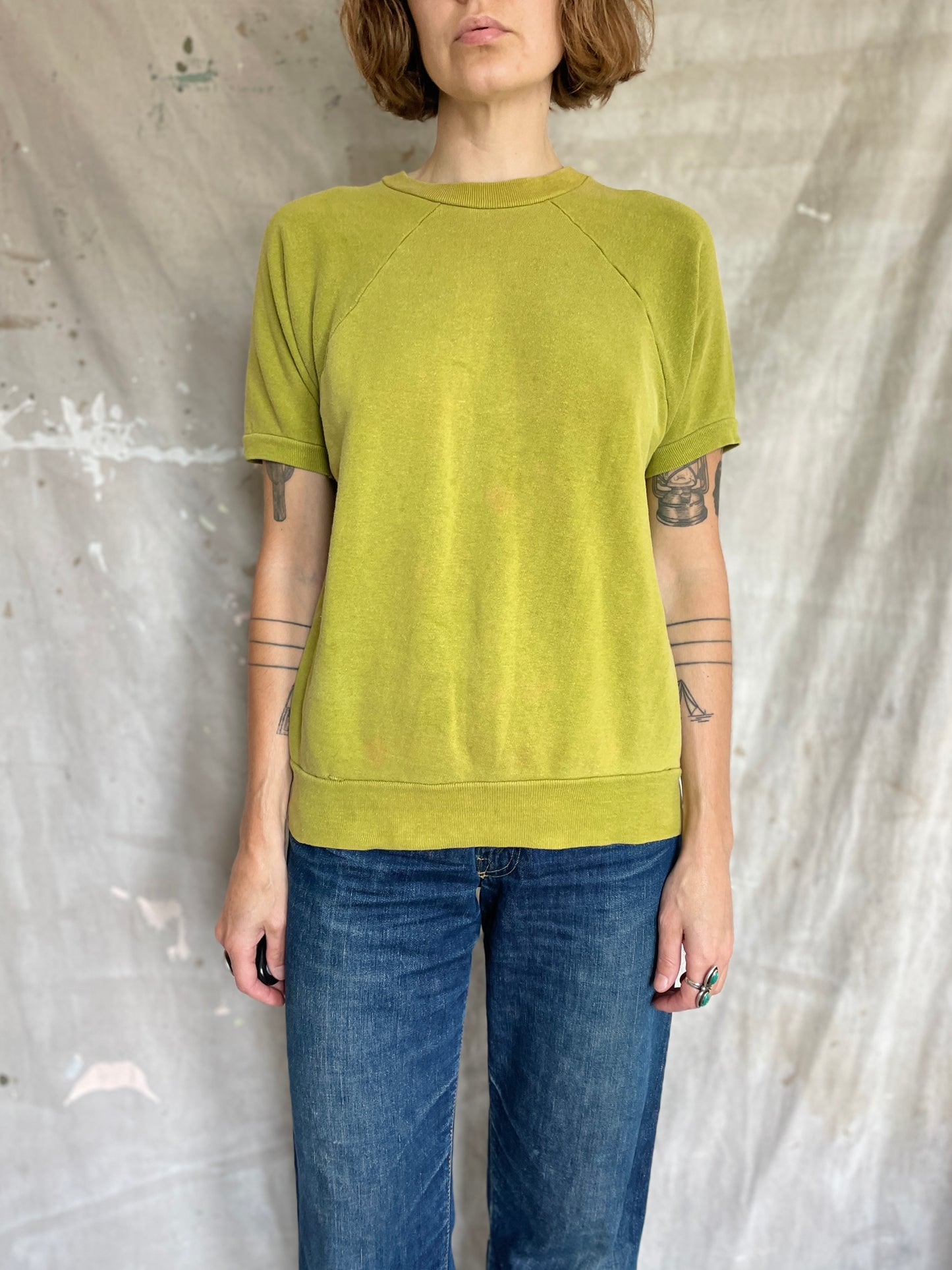 80s Avocado Green Short Sleeve Sweatshirt