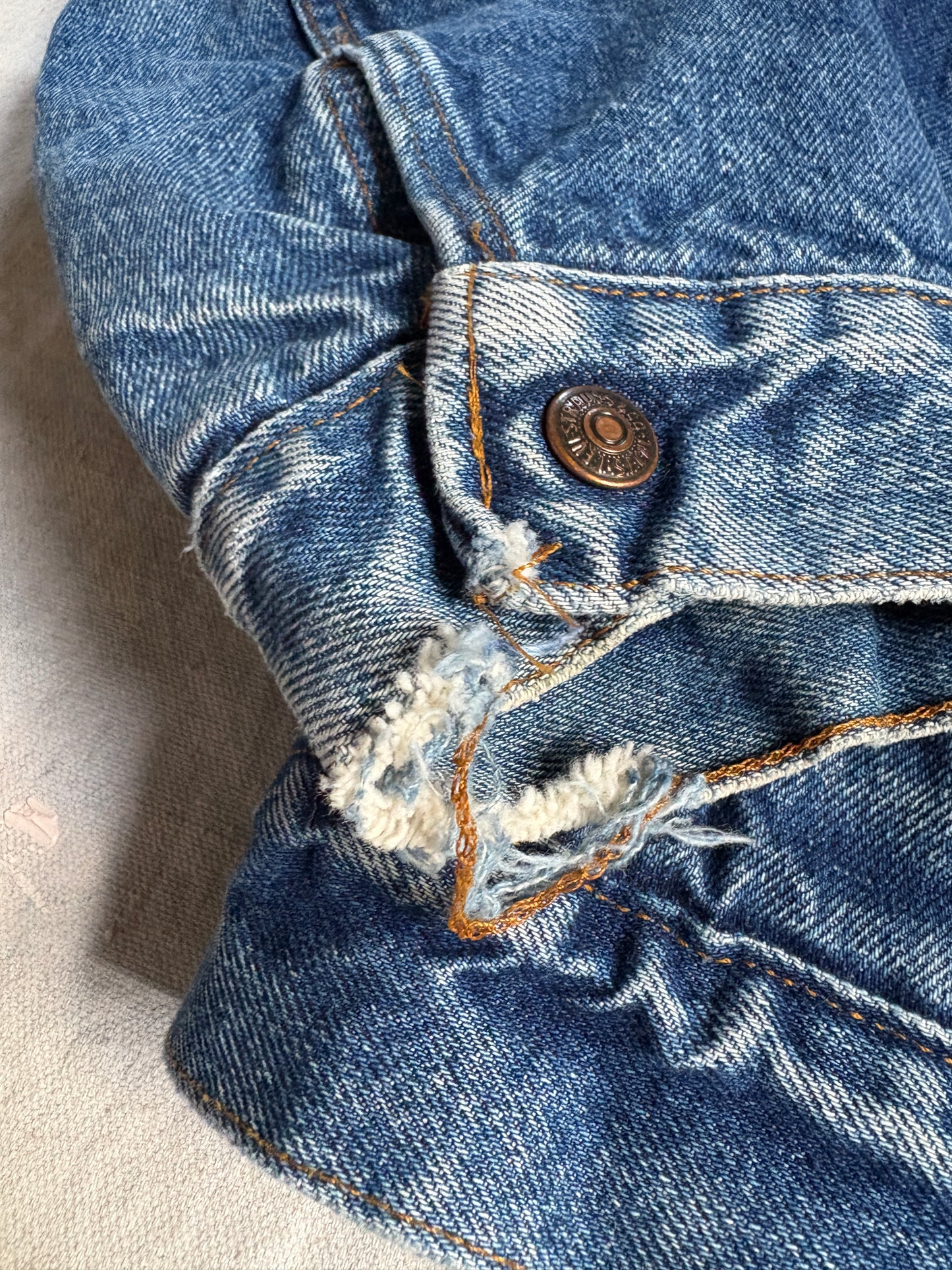 80s Sherpa Lined Levi’s Trucker Jean Jacket