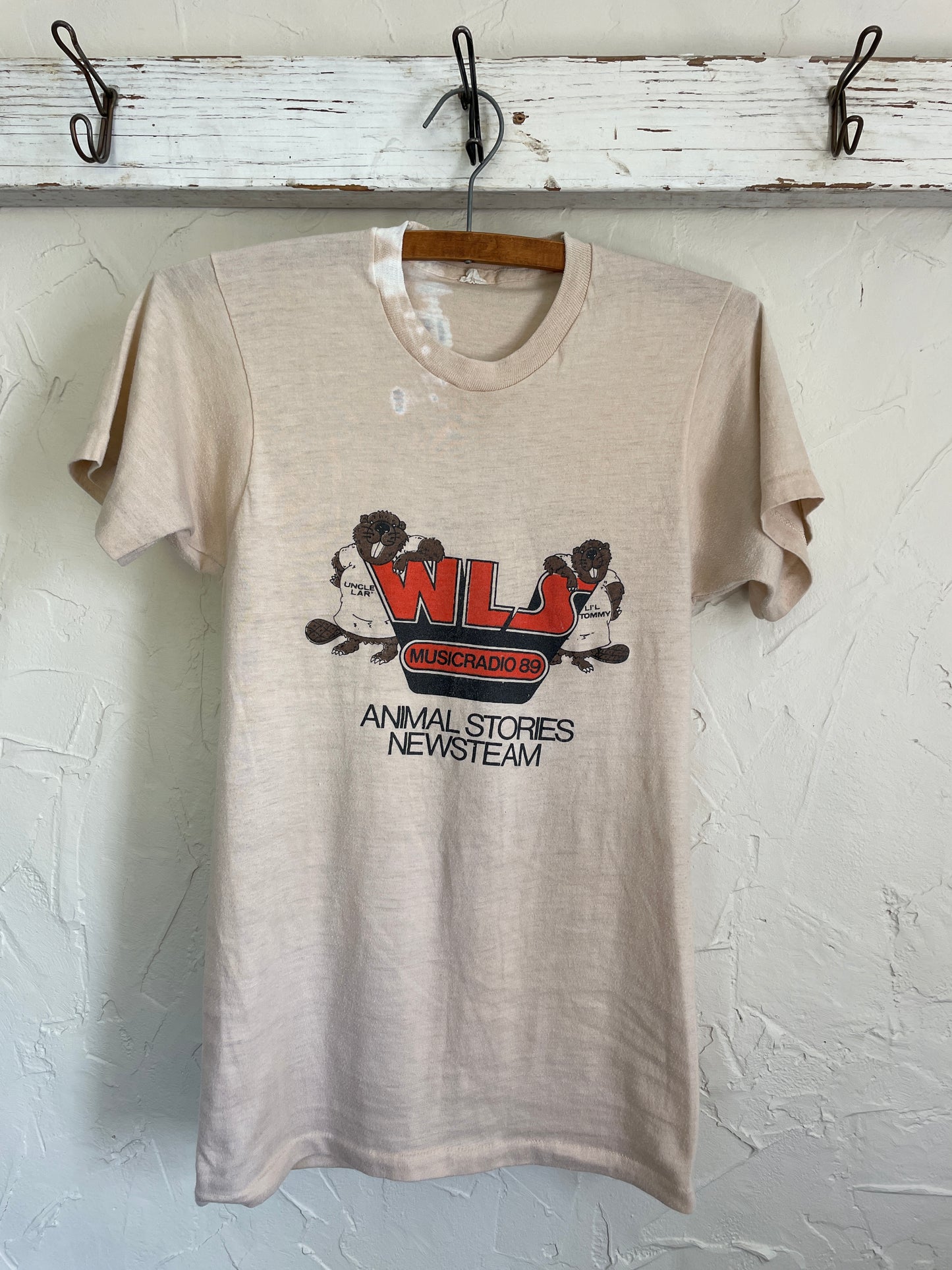 80s WLS Music Radio 89 Animal Stories Newsteam Tee