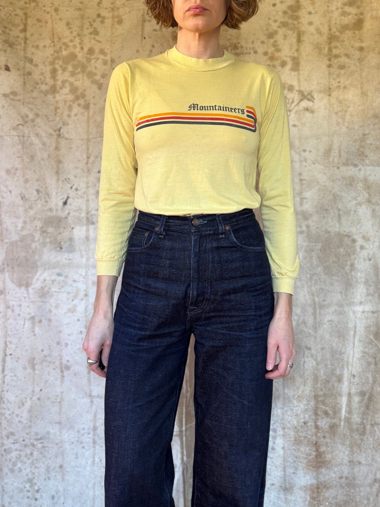 80s West Virginia Mountaineers Long Sleeve Tee