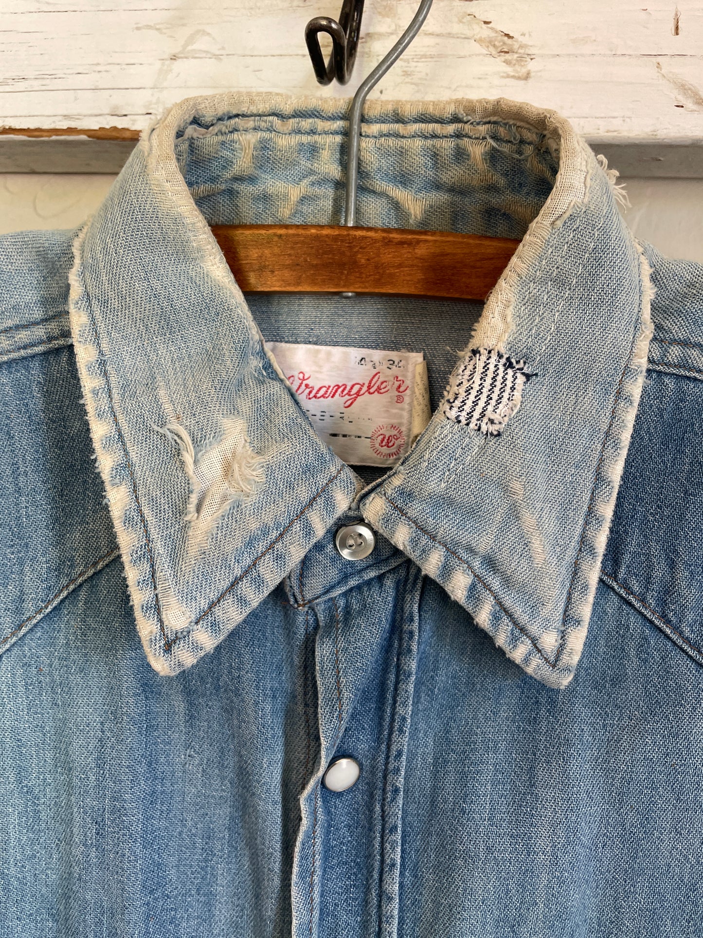 70s Wrangler Pearl Snap Chambray Shirt