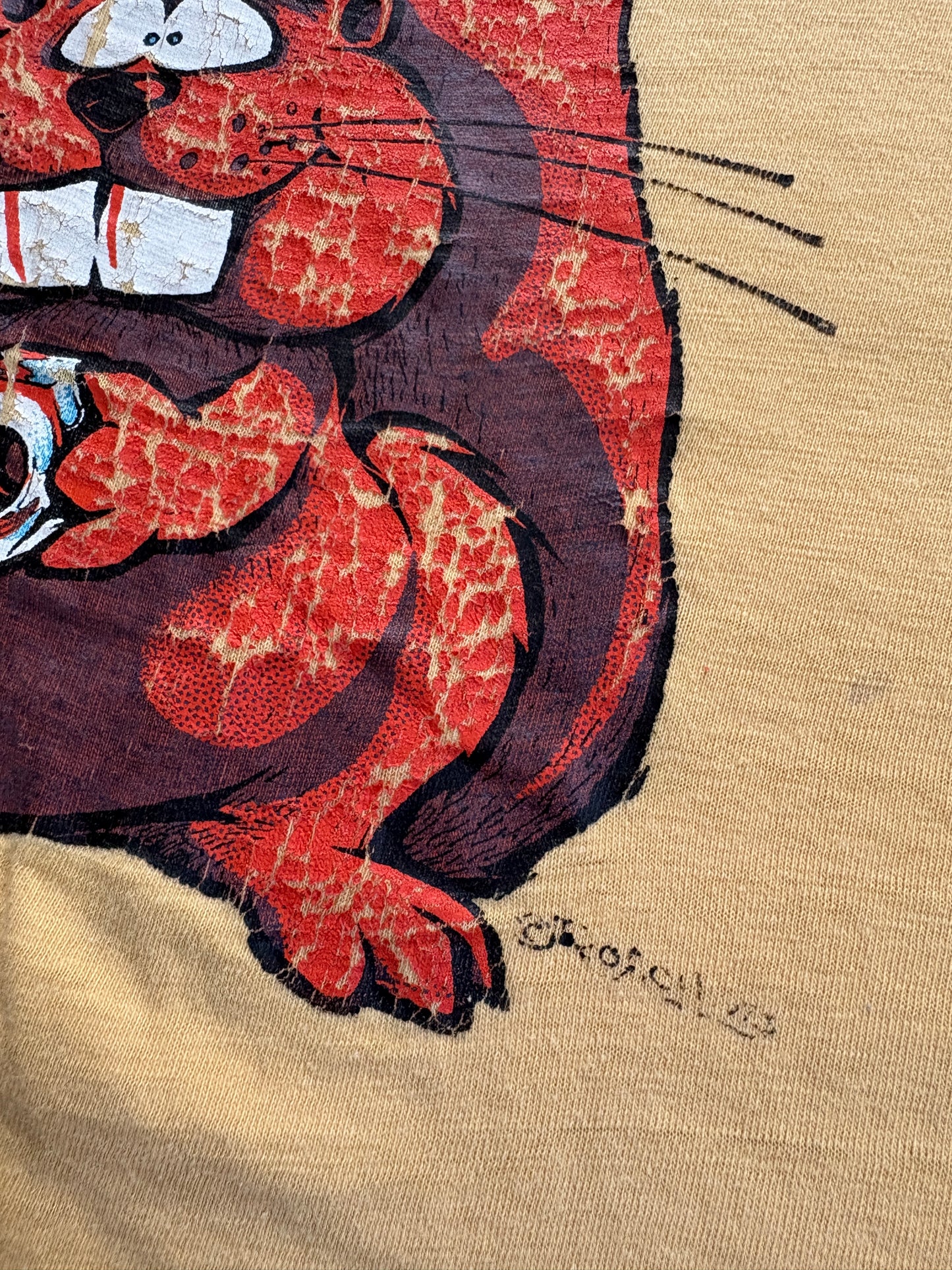 Vintage 70s Roach Squirrel Nut Tee