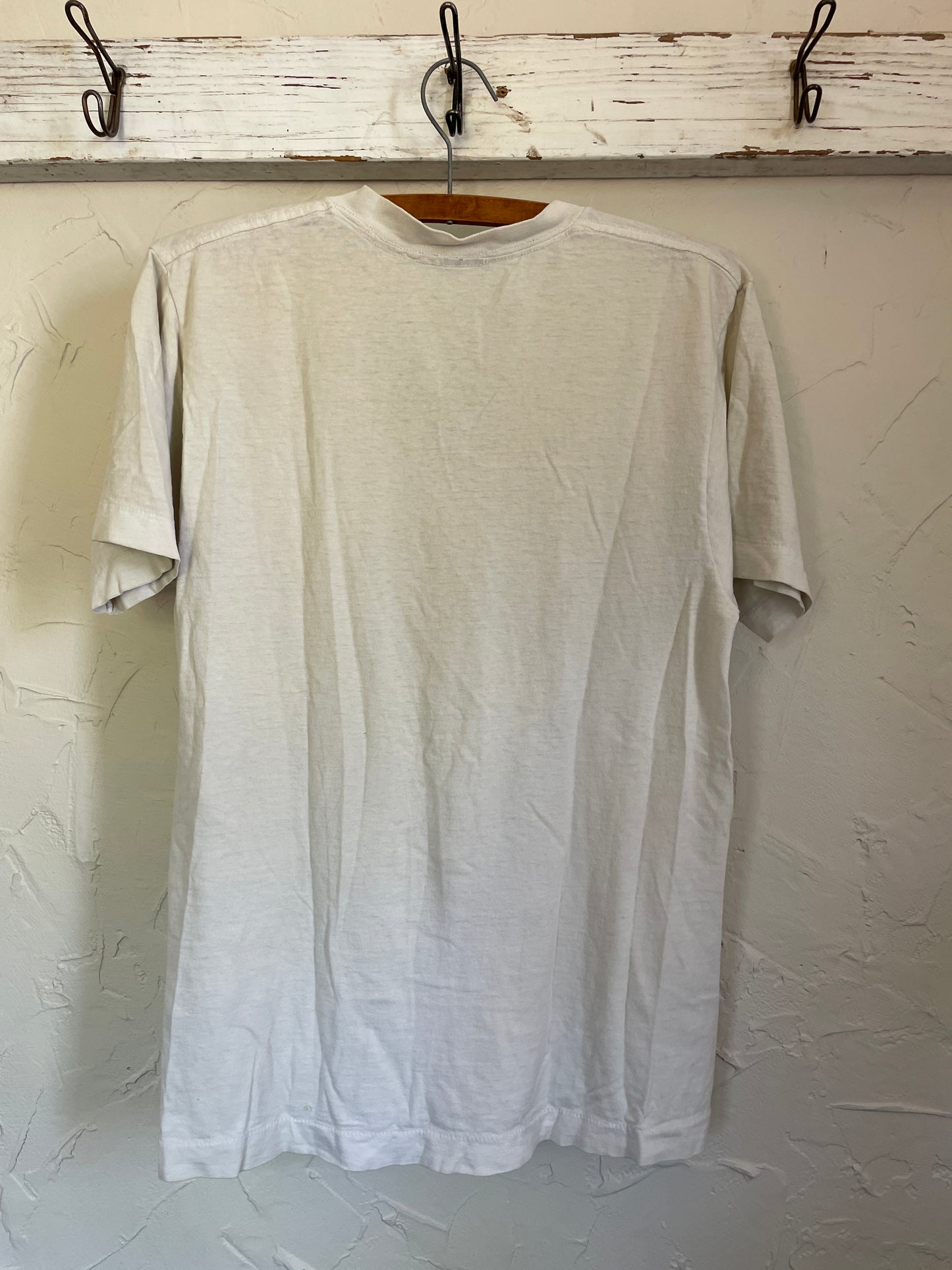 80s Blank White V-neck Tee