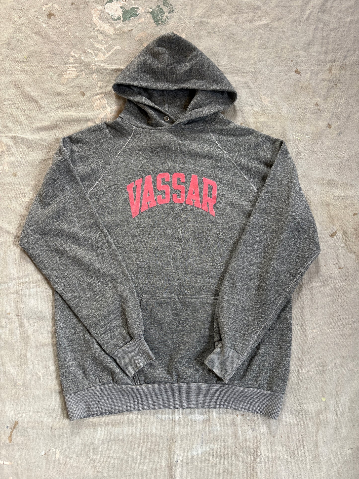Vintage 70s/80s Vassar College Flocked Hoodie Sweatshirt