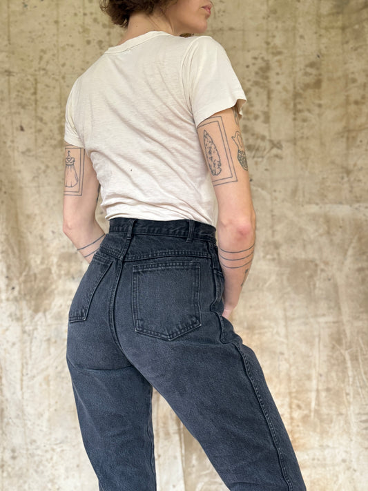 90s Tapered Black Jeans