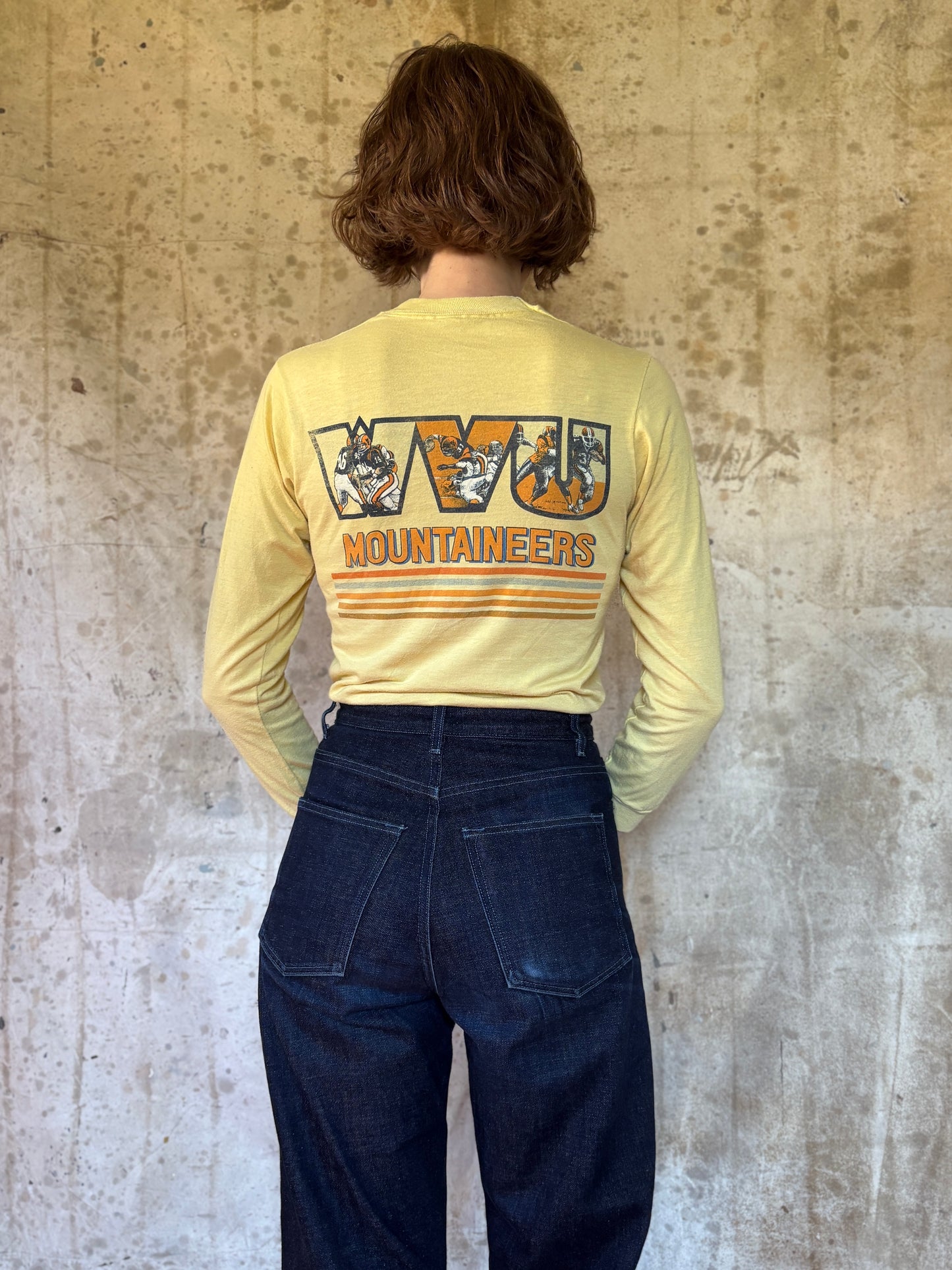 80s West Virginia Mountaineers Long Sleeve Tee