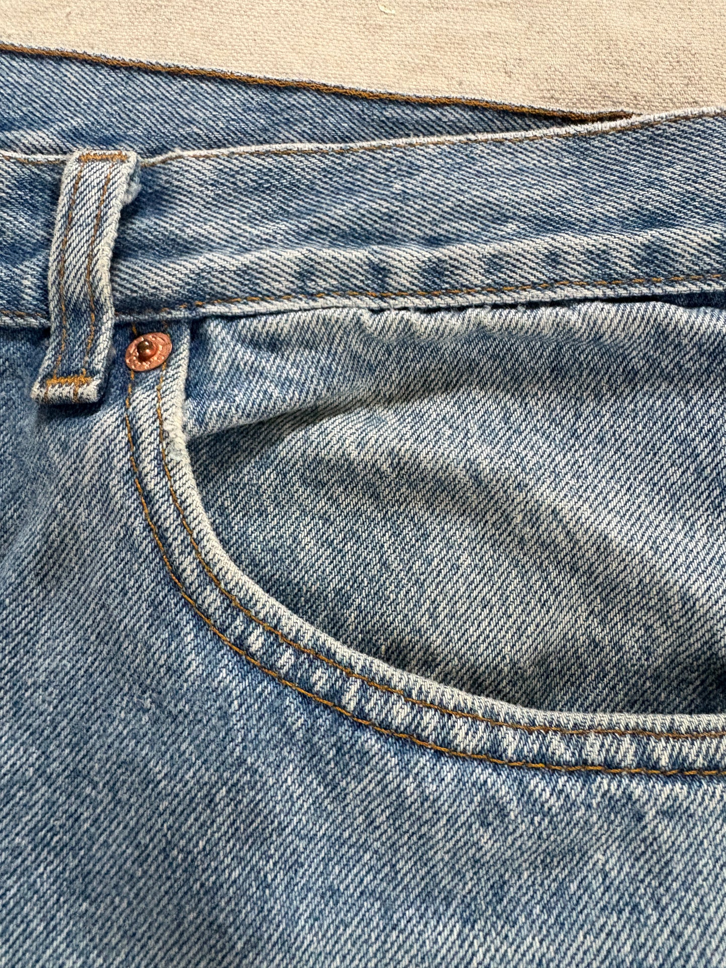 Vintage 90s Levi’s 501 Jeans