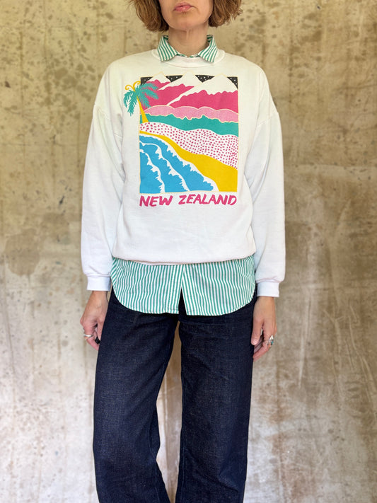 Vintage 90s New Zealand Sweatshirt