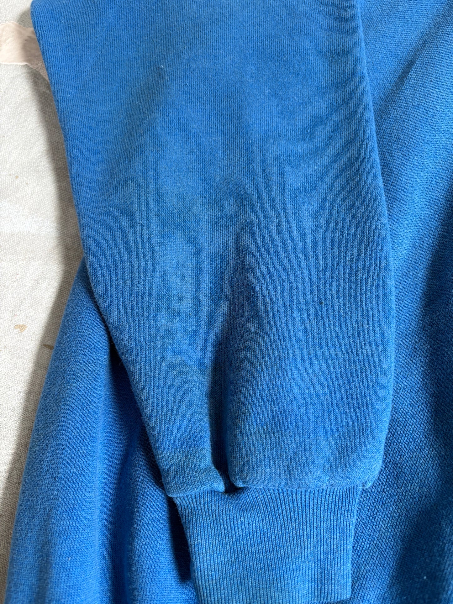 Vintage 80s Kantishna Alaska Howling Wolf Sweatshirt