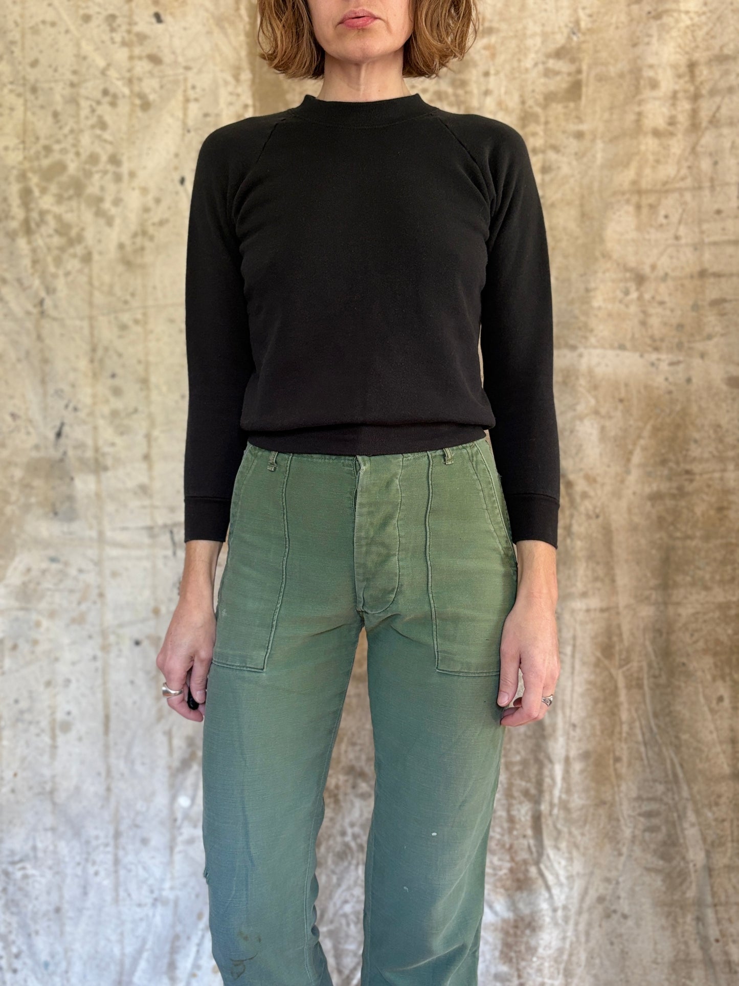 90s Blank Black Sweatshirt