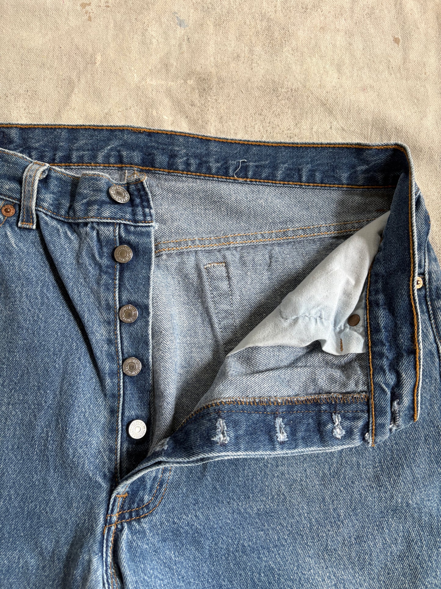Vintage 90s Levi’s 501 Jeans
