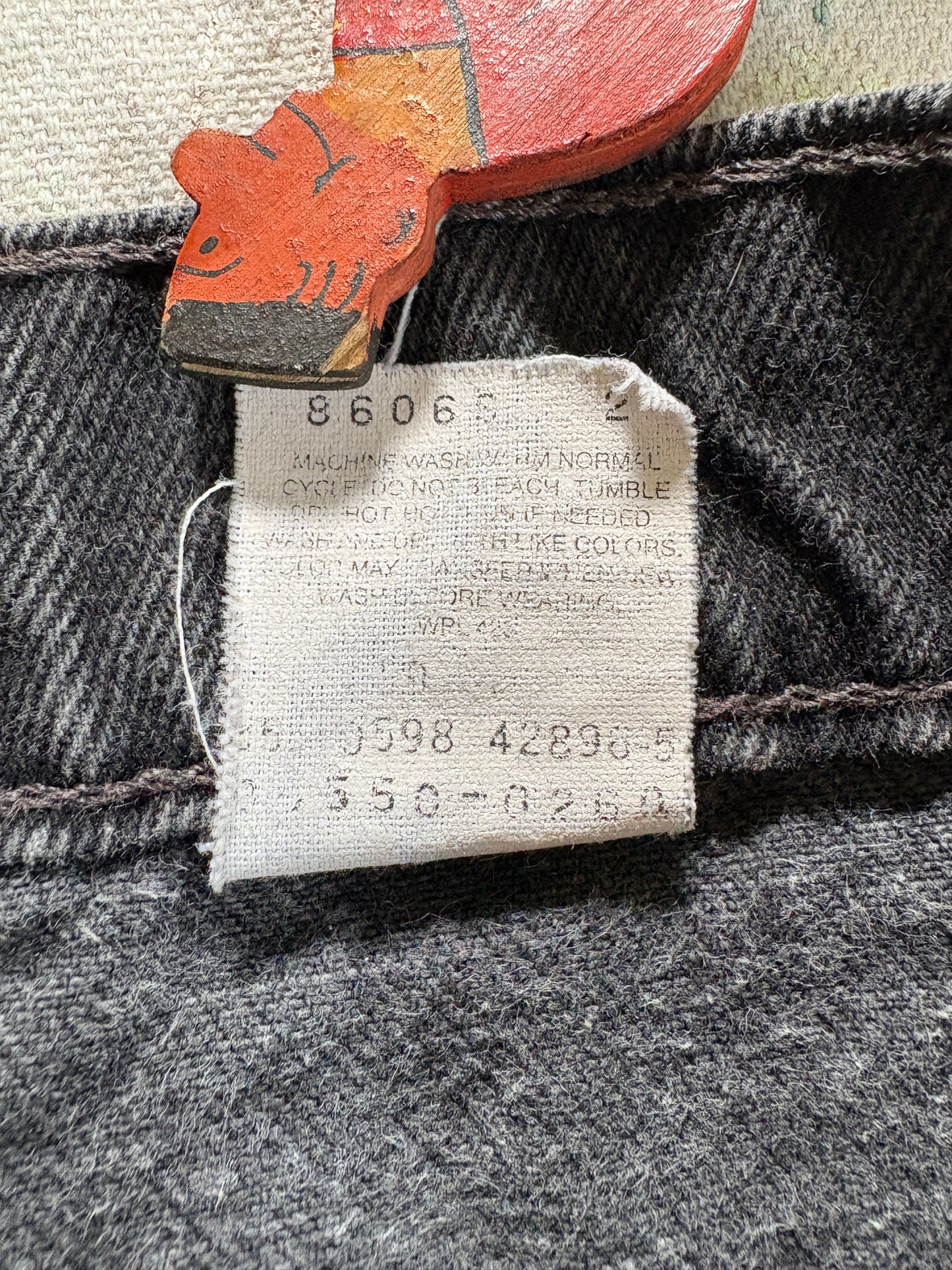 Vintage Black Levi’s 550 Jeans